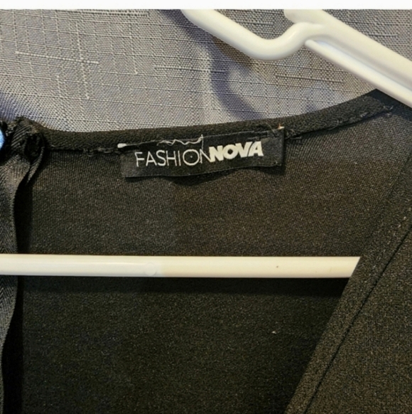 🍂🍁Fashion nova 2x low cut romper - Picture 5 of 5